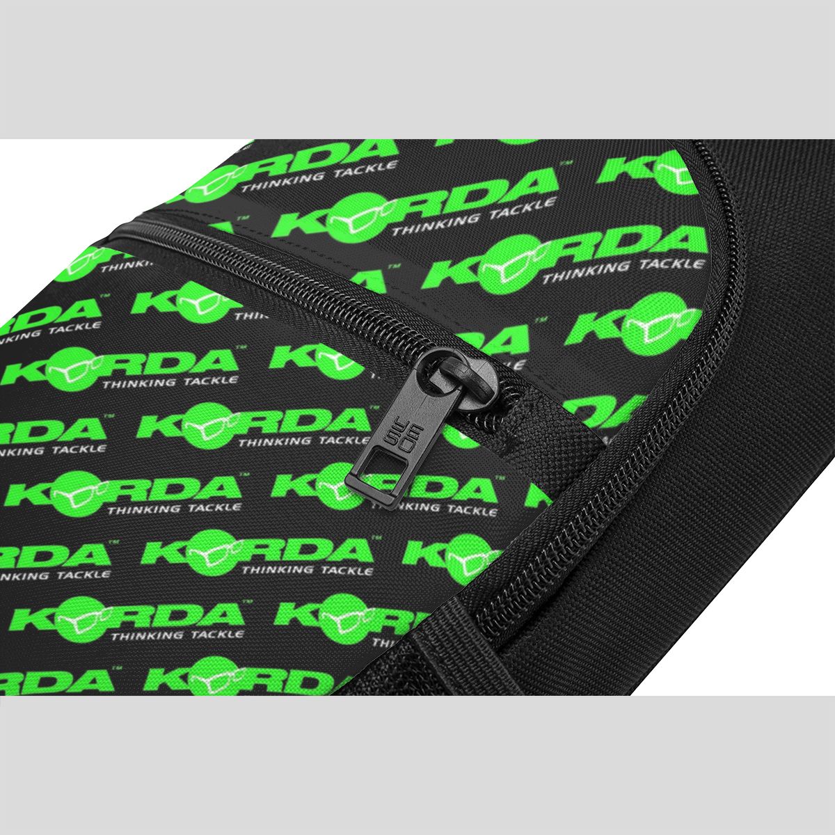 Korda Fishing Logo Fish Carp F - Fishing Backpack のレビューと価格